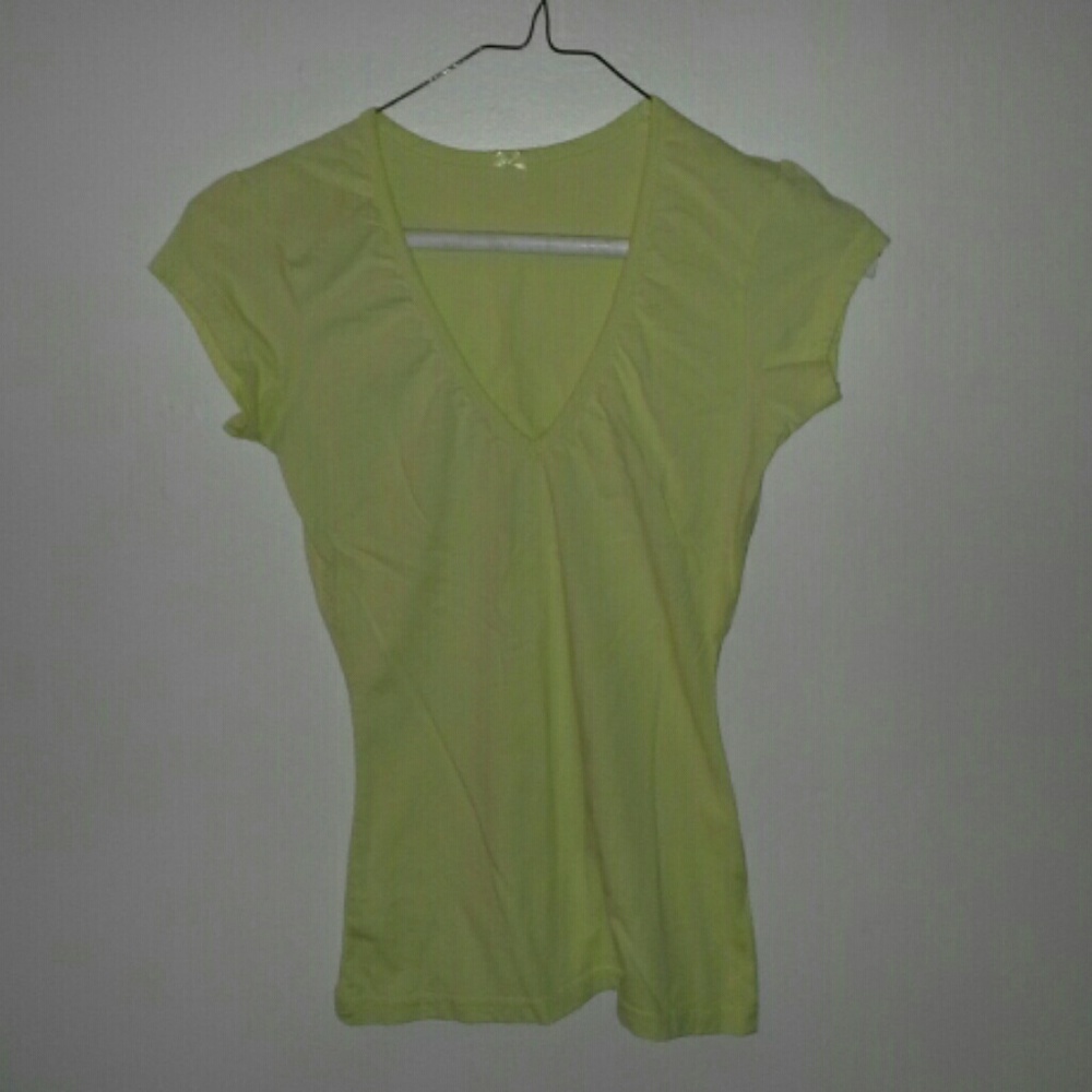 Spring Green V-neck Tee NWOT
